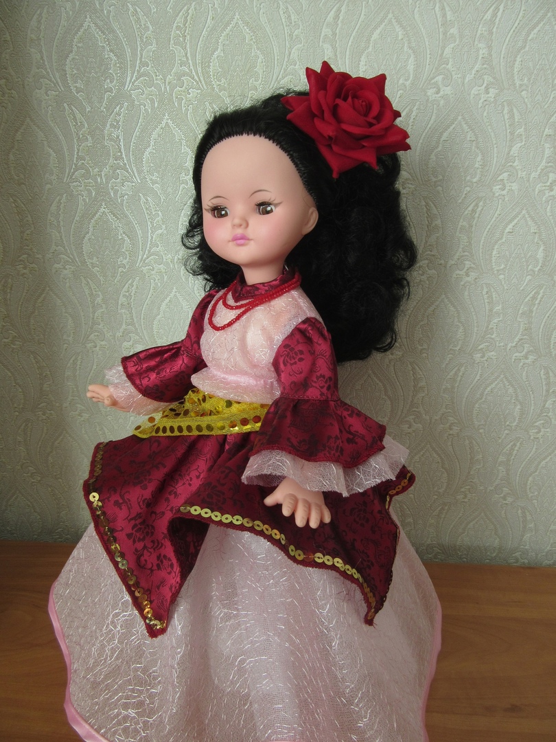 Кукла Кармен (в коробке), 45 см.