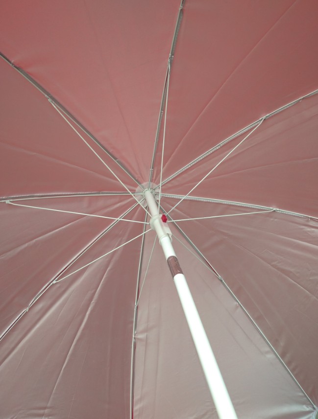 Пляжный зонт с наклоном красный